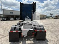 2014 Volvo VNL64T670