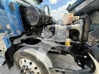 2014 Volvo VNL64T670