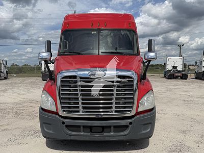2018 Freightliner CASCADIA 113