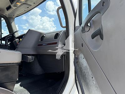 2012 Freightliner BUSINESS CLASS M2 112