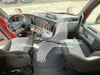 2020 Freightliner CASCADIA 116