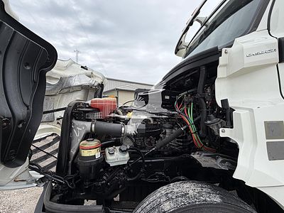 2020 Freightliner CASCADIA 126