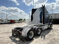 2014 Volvo VNL64T670