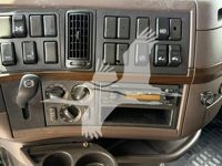 2014 Volvo VNL64T670