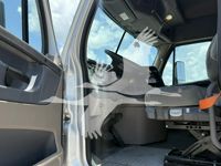 2016 Freightliner Cascadia 125