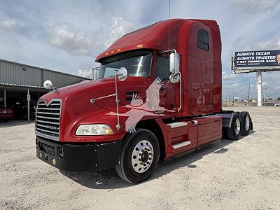 2017 Mack PINNACLE CXU613
