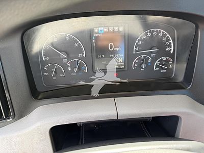 2019 Freightliner CASCADIA 126