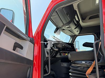 2021 Freightliner CASCADIA 116
