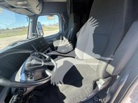 2020 Freightliner CASCADIA 126