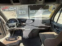 2019 Freightliner Cascadia 125