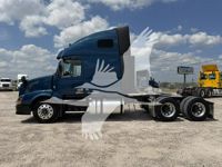 2014 Volvo VNL64T670