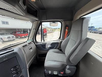 2019 Freightliner Cascadia 125