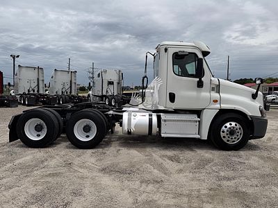 2019 Freightliner Cascadia 125
