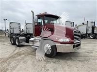 2017 Mack PINNACLE CXU613