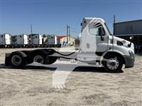 2019 Freightliner CASCADIA 113