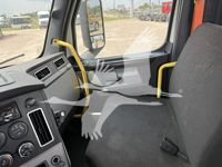2020 Freightliner CASCADIA 116
