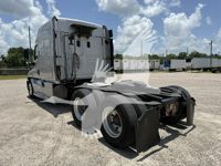 2016 Freightliner Cascadia 125