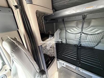 2019 Freightliner Cascadia 125