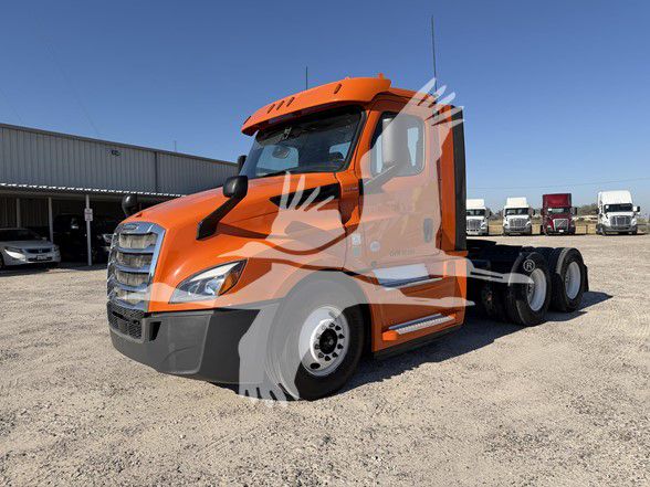 2019 Freightliner CASCADIA 126