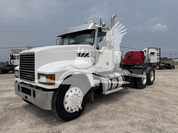 2012 Mack PINNACLE CHU613