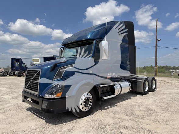 2014 Volvo VNL64T670