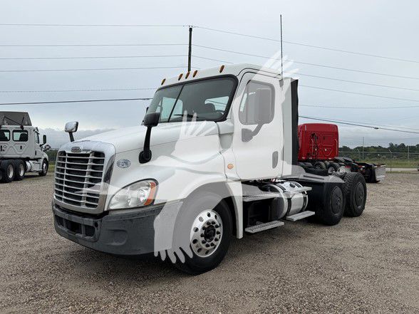 2016 Freightliner Cascadia 125