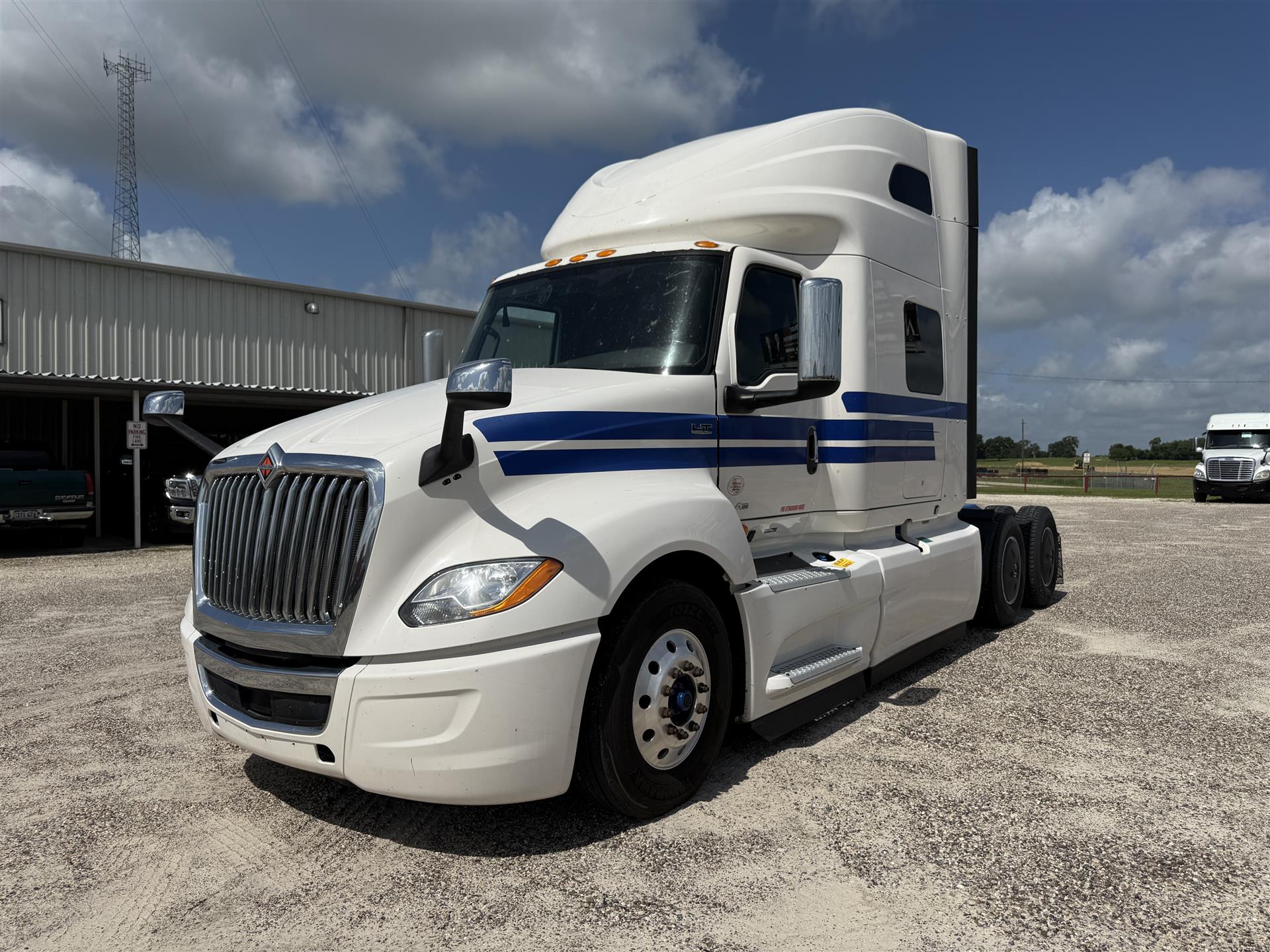 2020 International LT