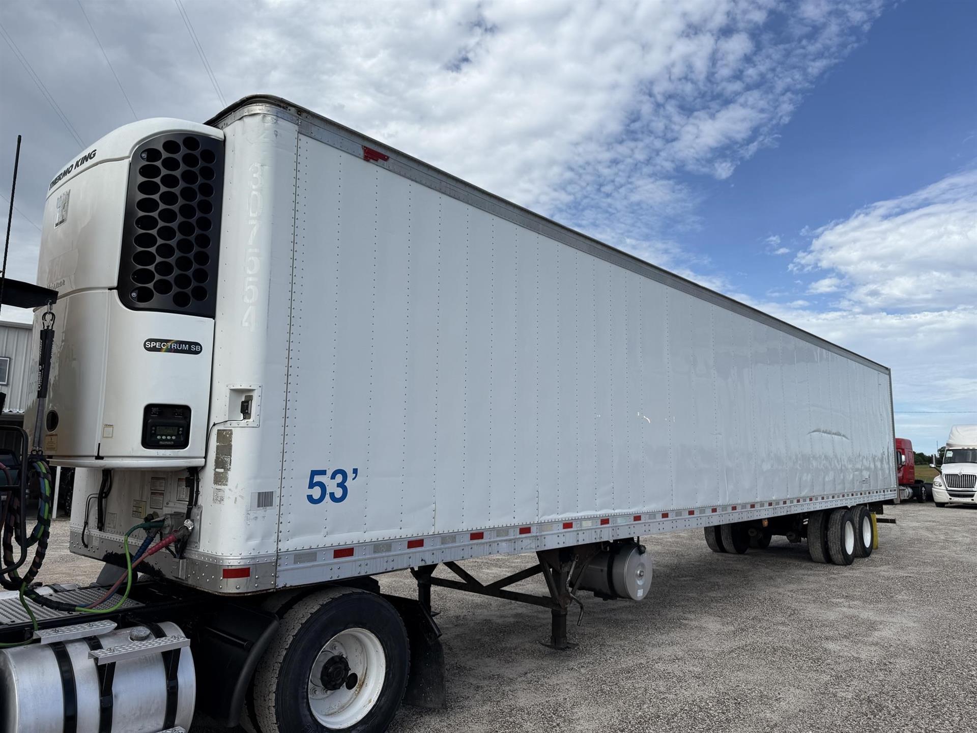 2016 Great Dane 53X102