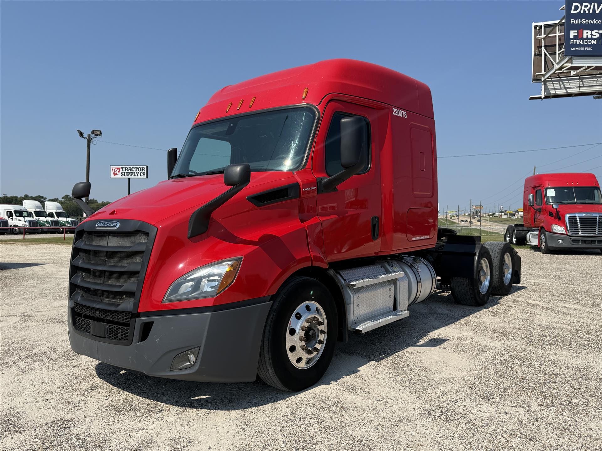 2020 Freightliner CASCADIA 116