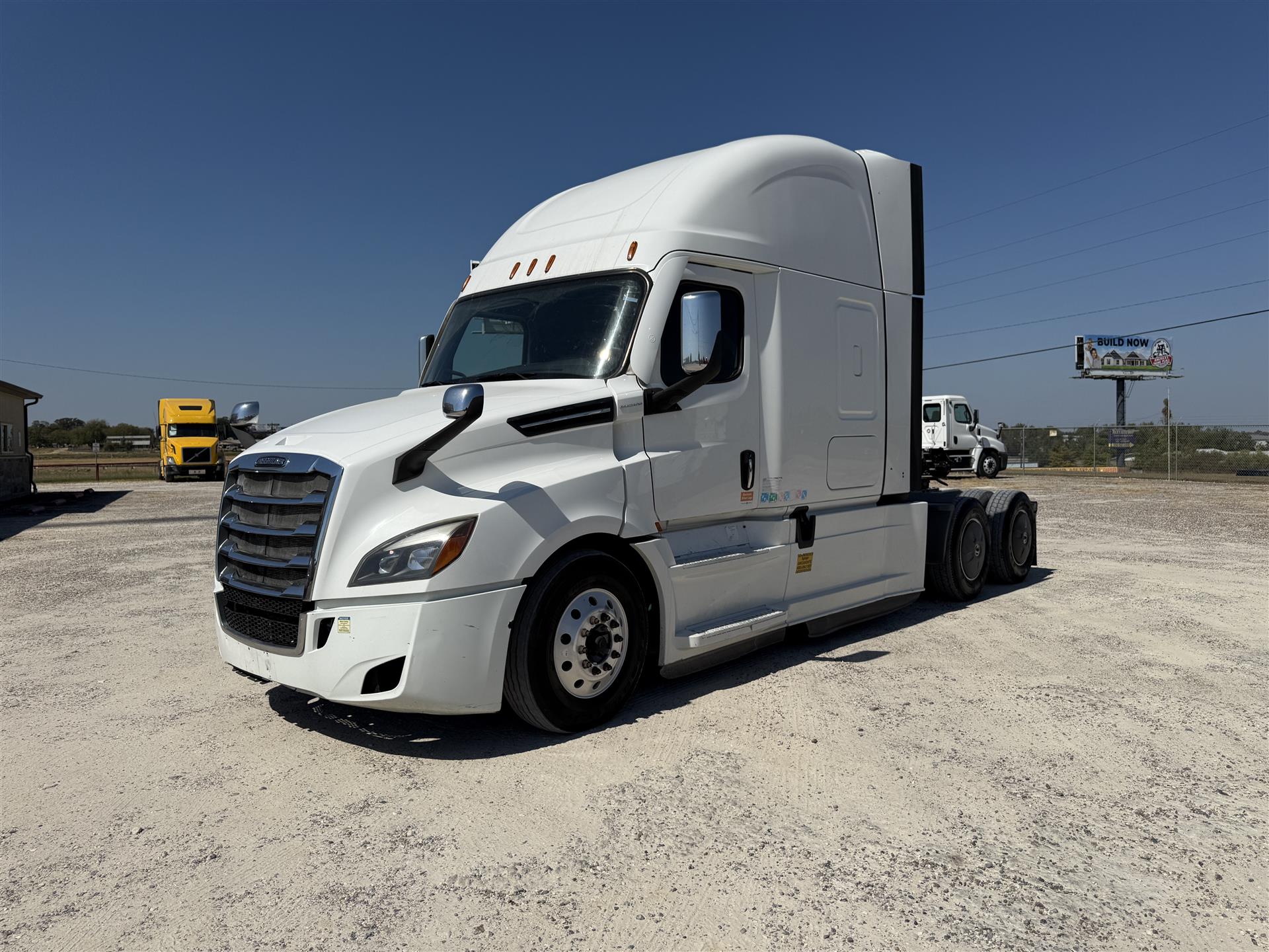 2020 Freightliner CASCADIA 126