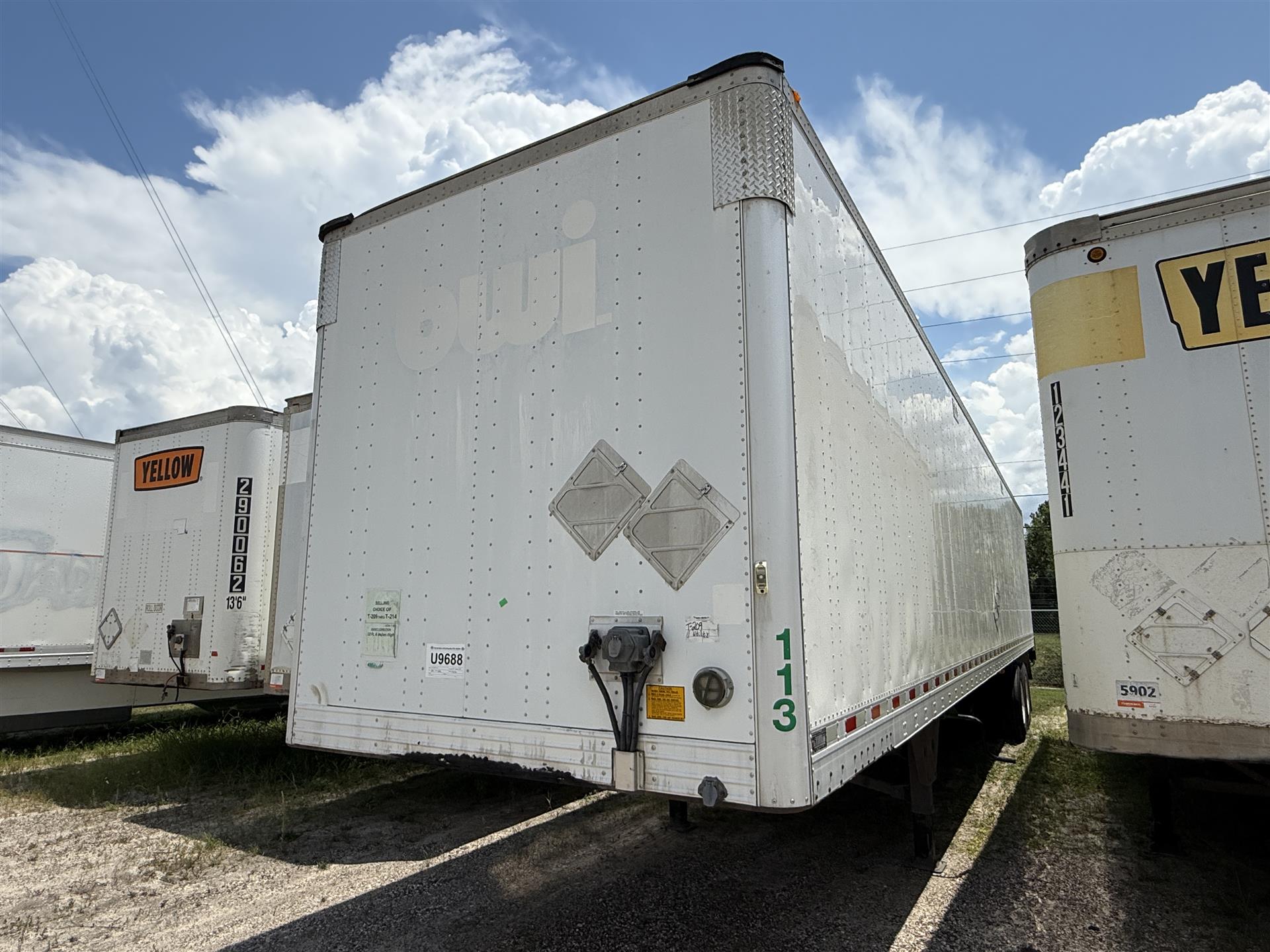 2011 Utility VS2DX