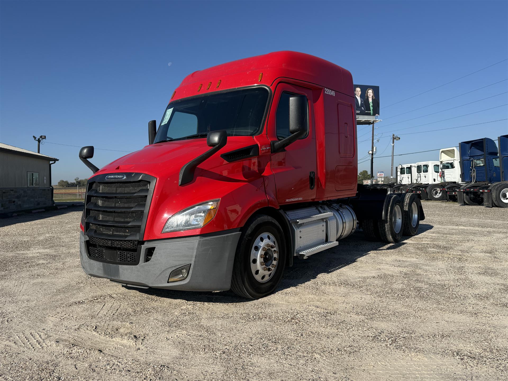 2020 Freightliner CASCADIA 116