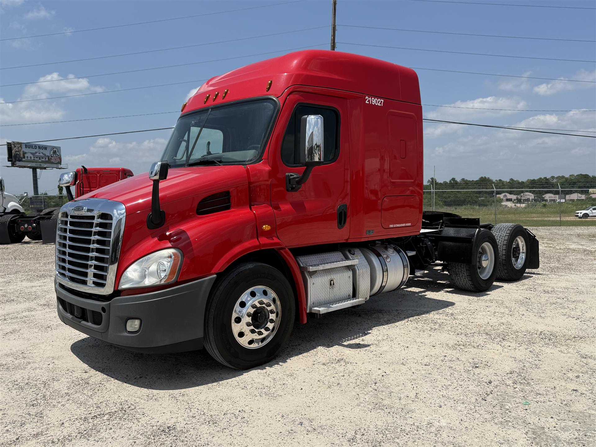 2019 Freightliner CASCADIA 113