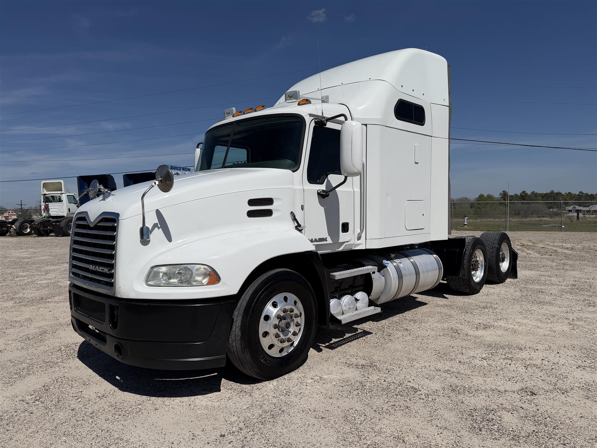 2016 Mack PINNACLE CXU613