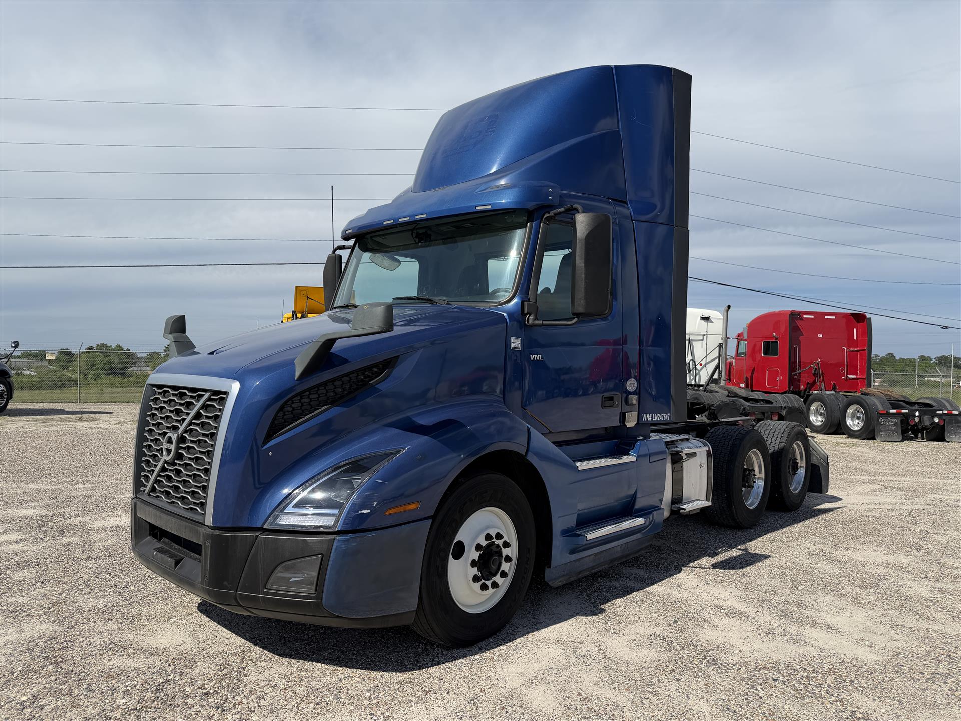 2020 Volvo VNL62T300