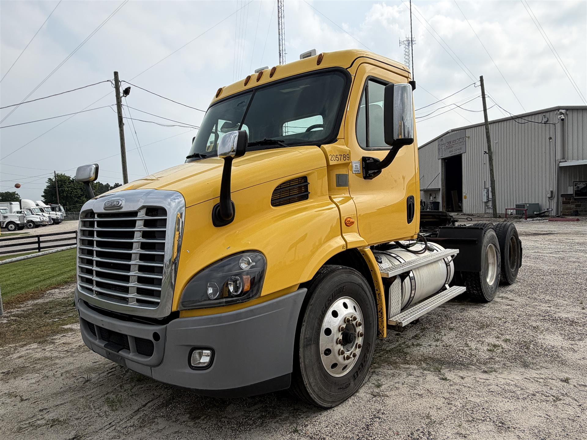 2019 Freightliner CASCADIA 113