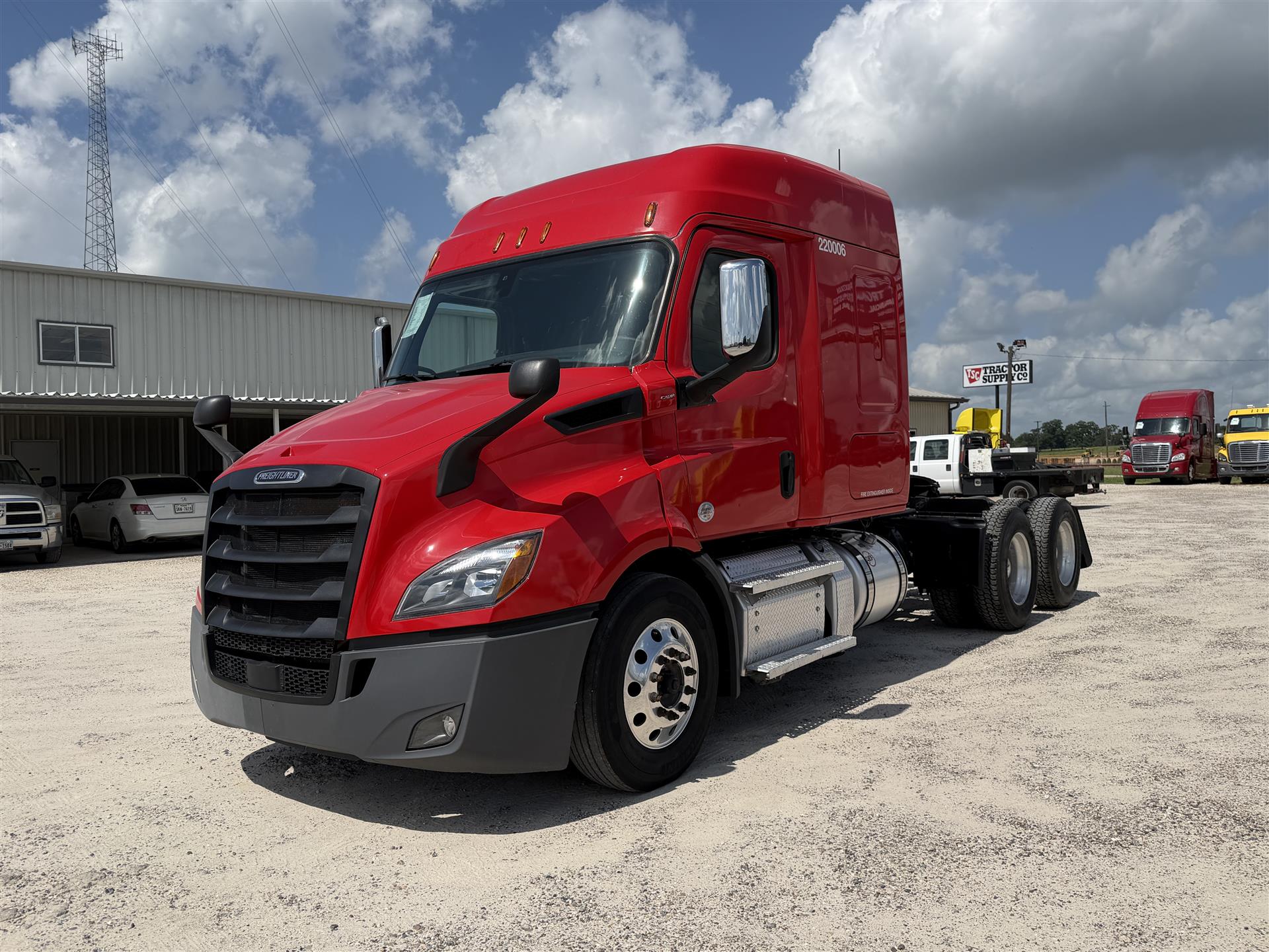 2020 Freightliner CASCADIA 116