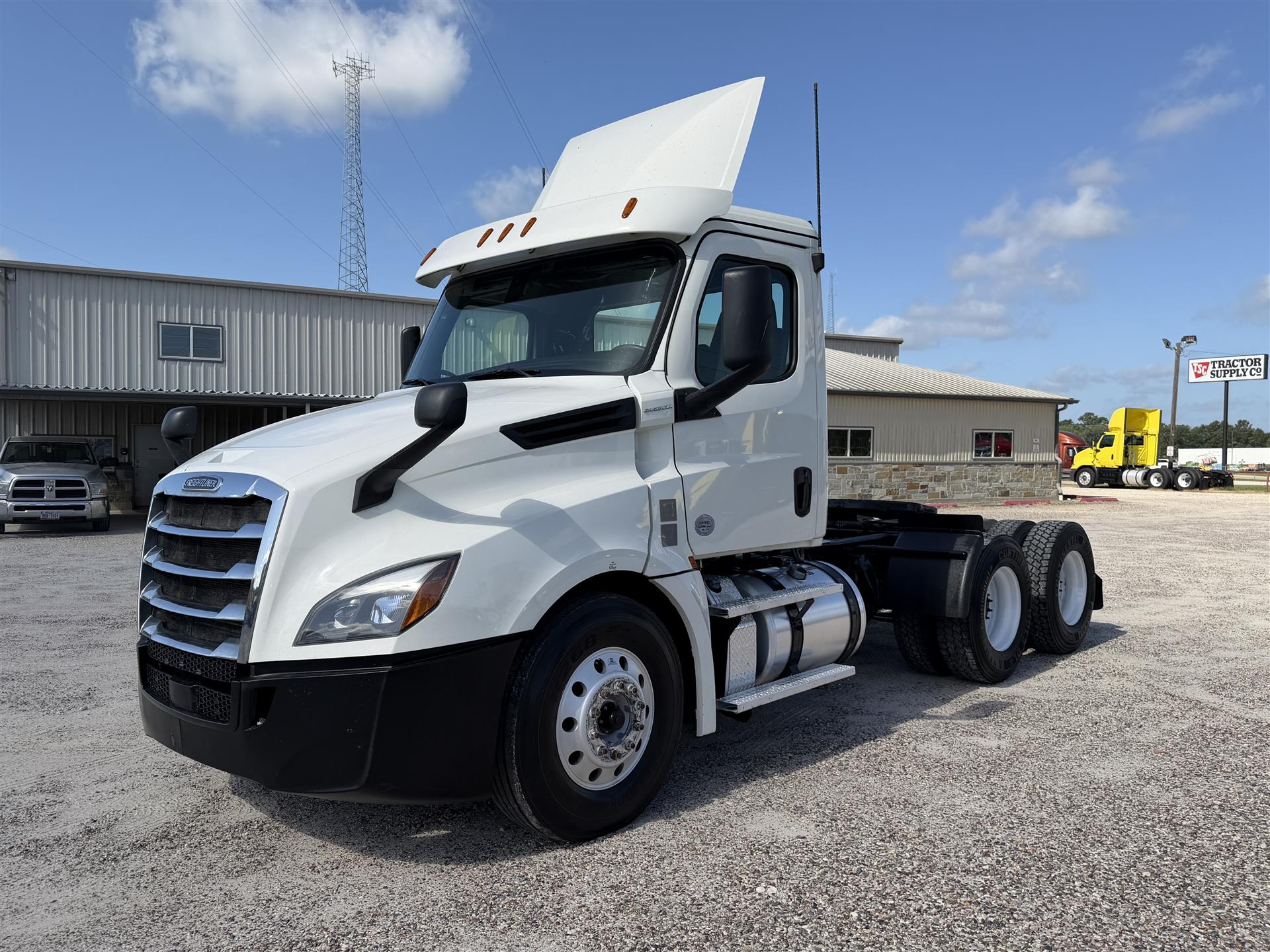 2019 Freightliner CASCADIA 126