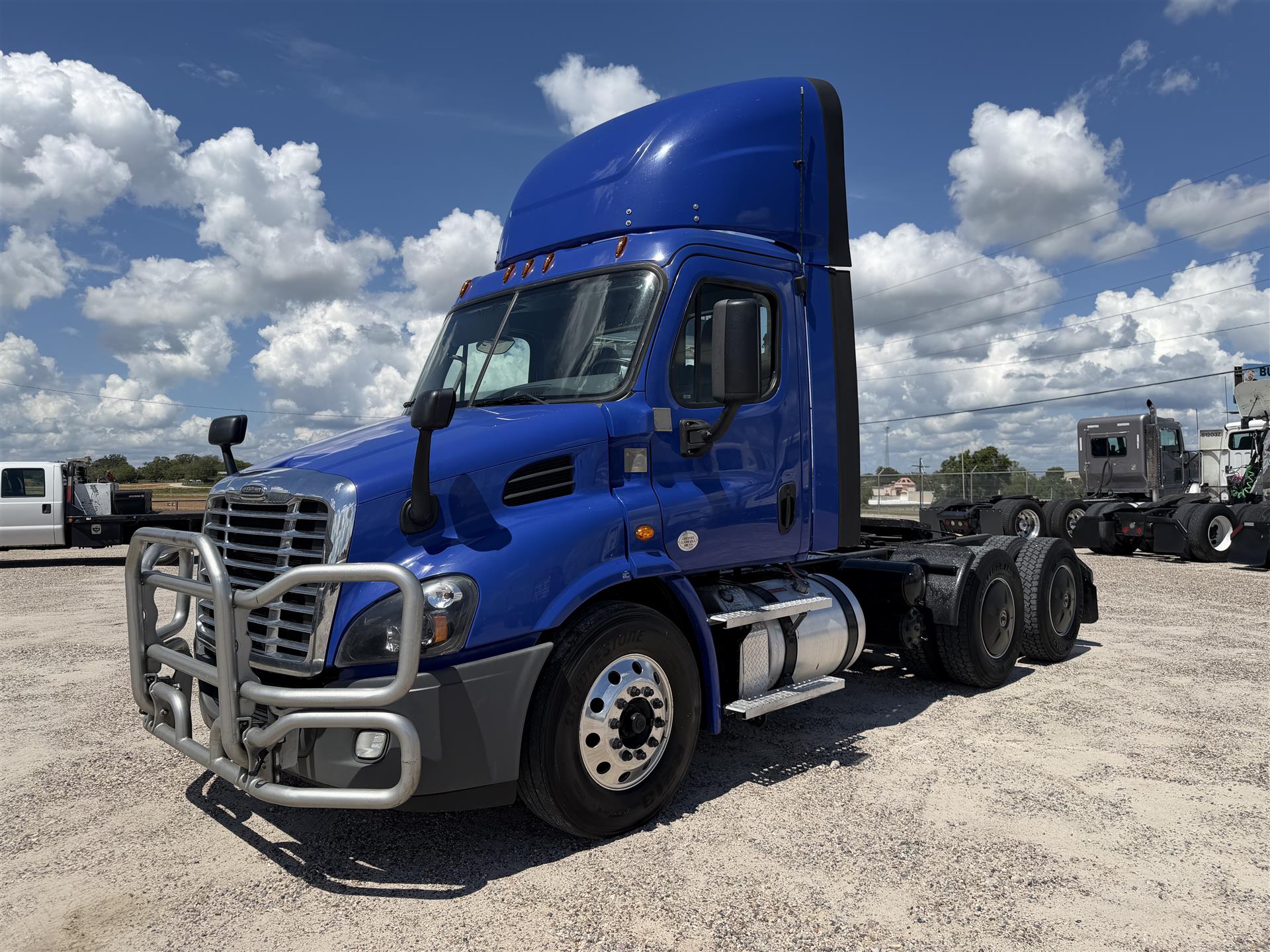 2020 Freightliner CASCADIA 113