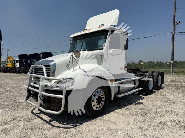 2005 Freightliner COLUMBIA 120