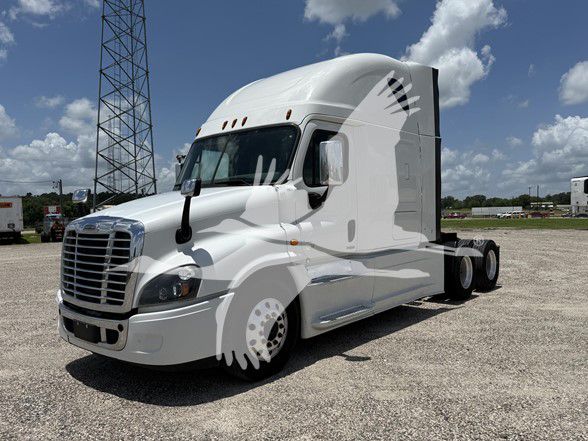 2016 Freightliner Cascadia 125