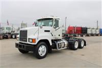 2015 Mack PINNACLE CHU613