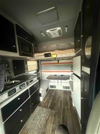 2021 Volvo VNL