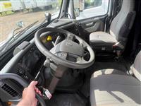 2021 Volvo VNL