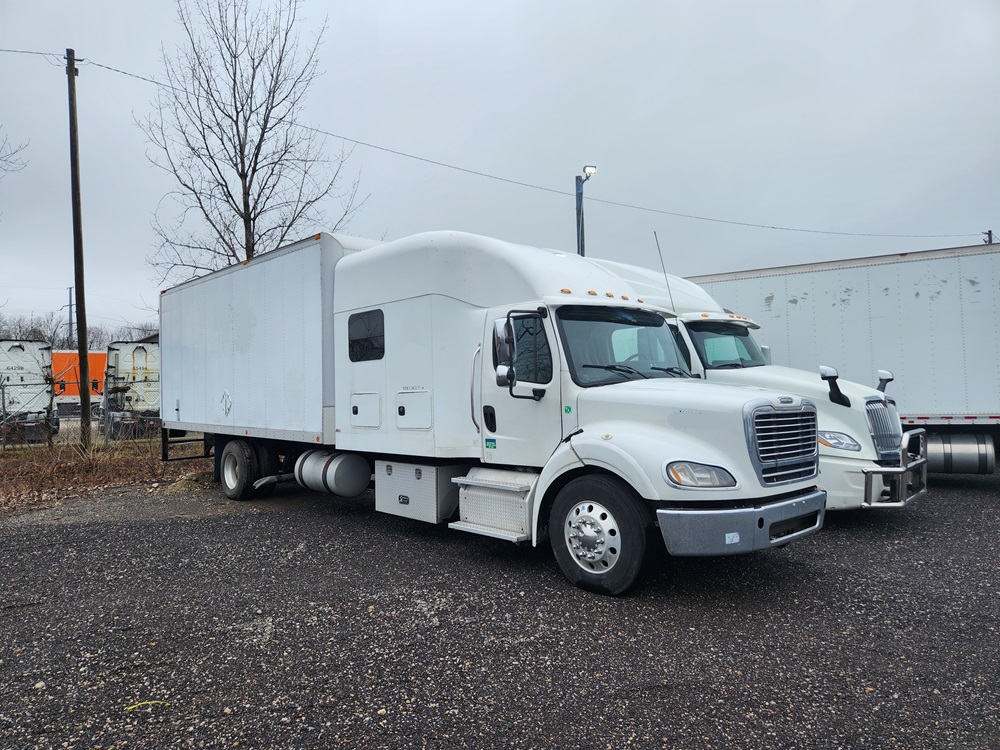 2016 Freightliner BUSINESS CLASS M2 112