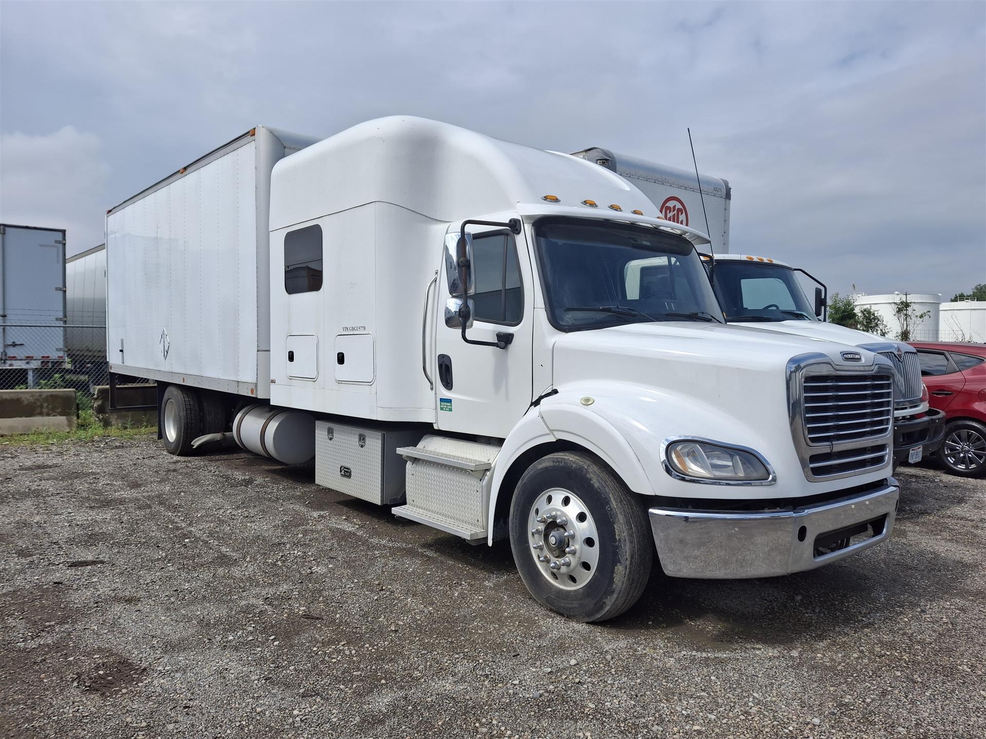 2016 Freightliner BUSINESS CLASS M2 112