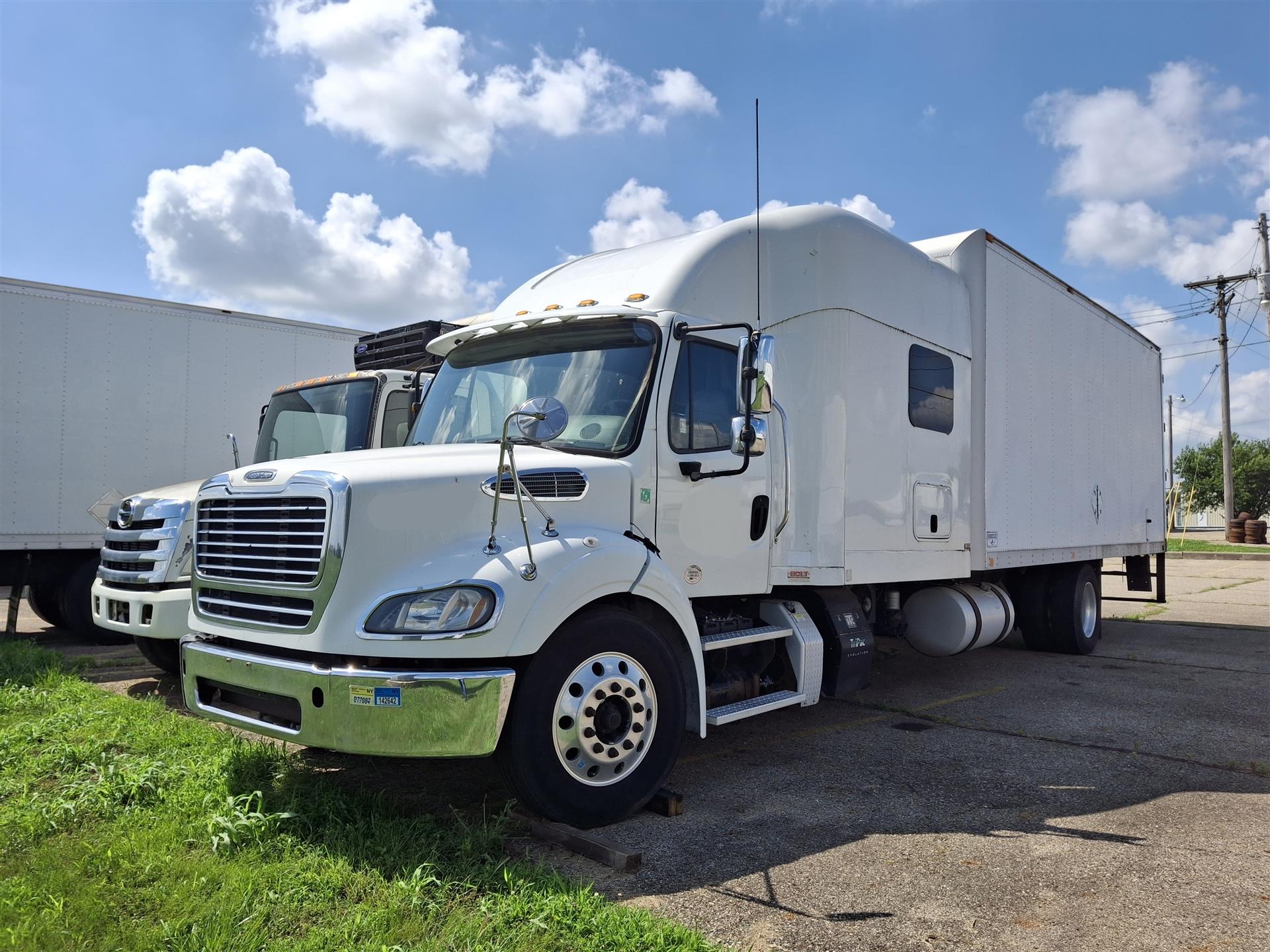 2015 Freightliner BUSINESS CLASS M2 112