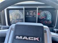 2019 Mack Pinnacle