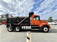 2014 Volvo VHD