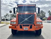 2014 Volvo VHD